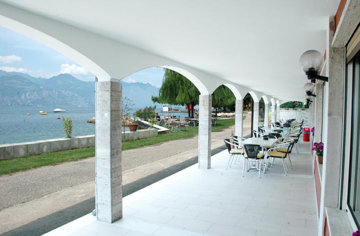 ברנצונה סול גארדה Hotel Garni Vela D'Oro מראה חיצוני תמונה