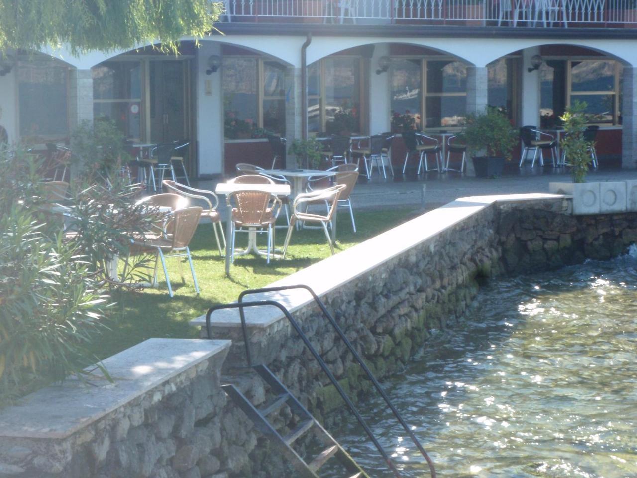 ברנצונה סול גארדה Hotel Garni Vela D'Oro מראה חיצוני תמונה